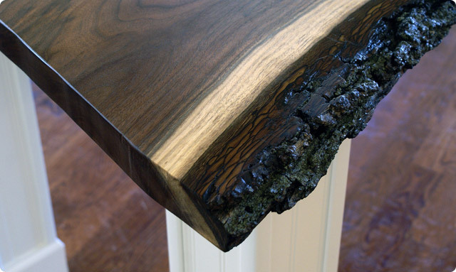 The Story On Live Edge Dining Tables, How To Keep Bark On Live Edge Table